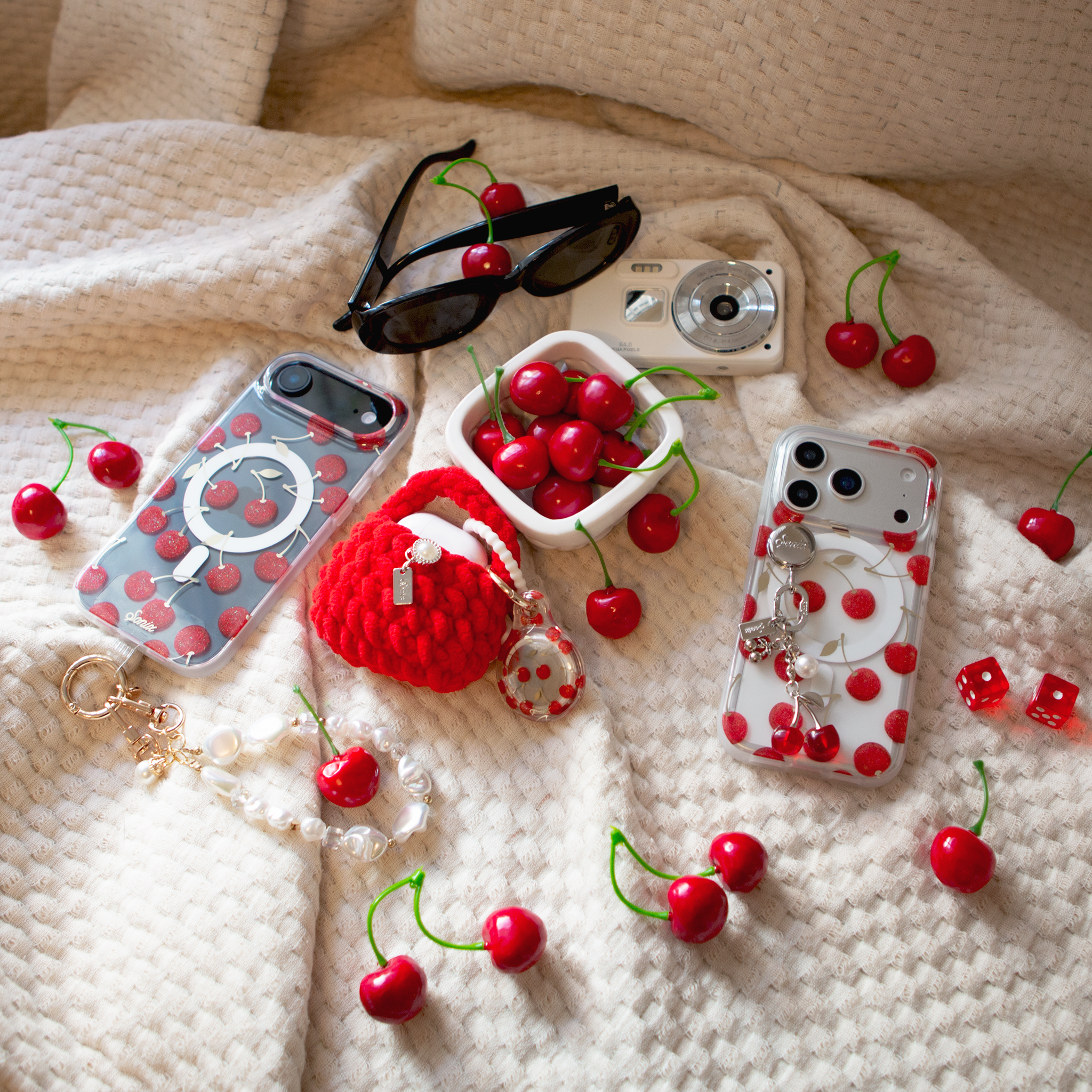 Knit Earbud / AirPods® Pouch - Red