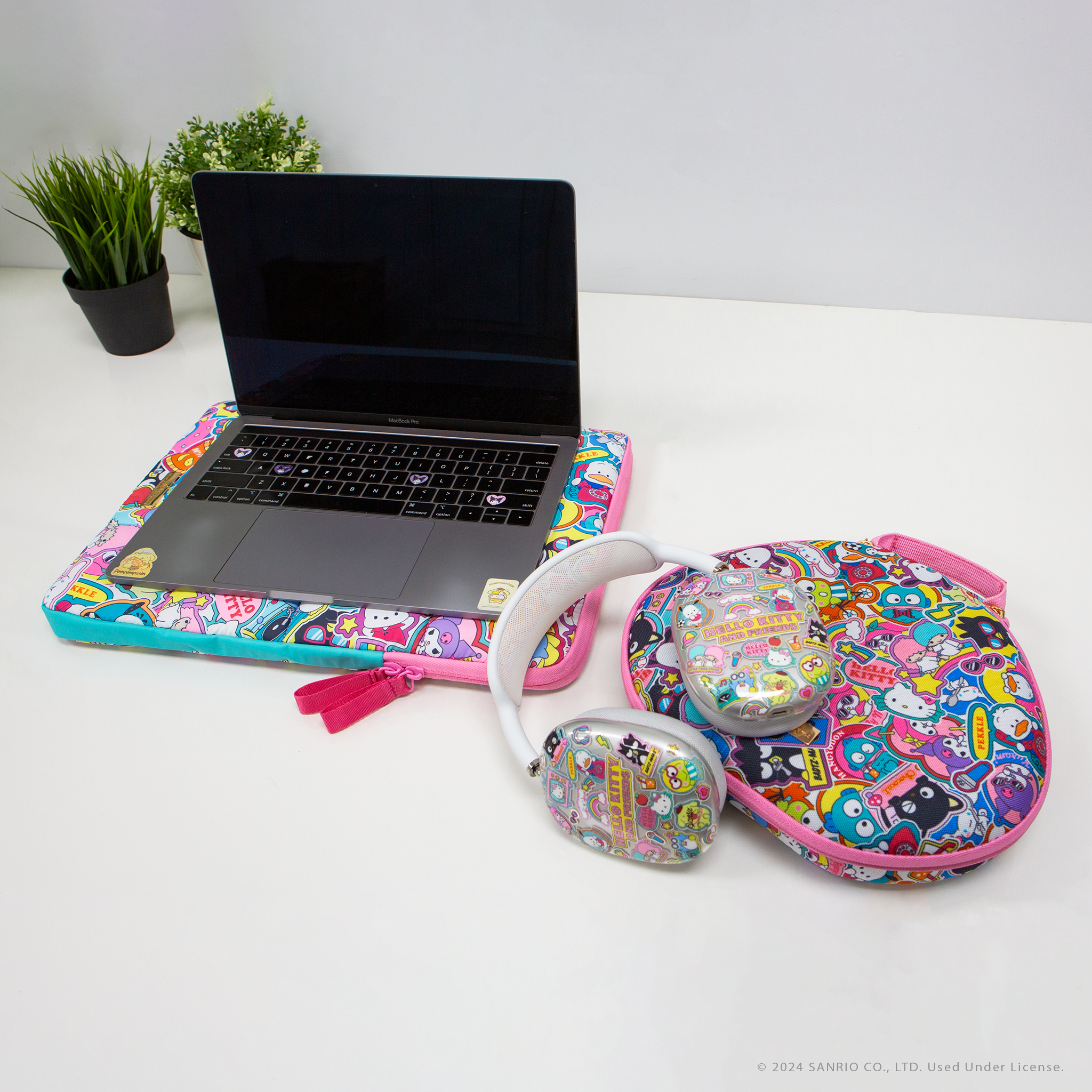 Puffy Laptop Sleeve - Hello Kitty® & Friends Stickers