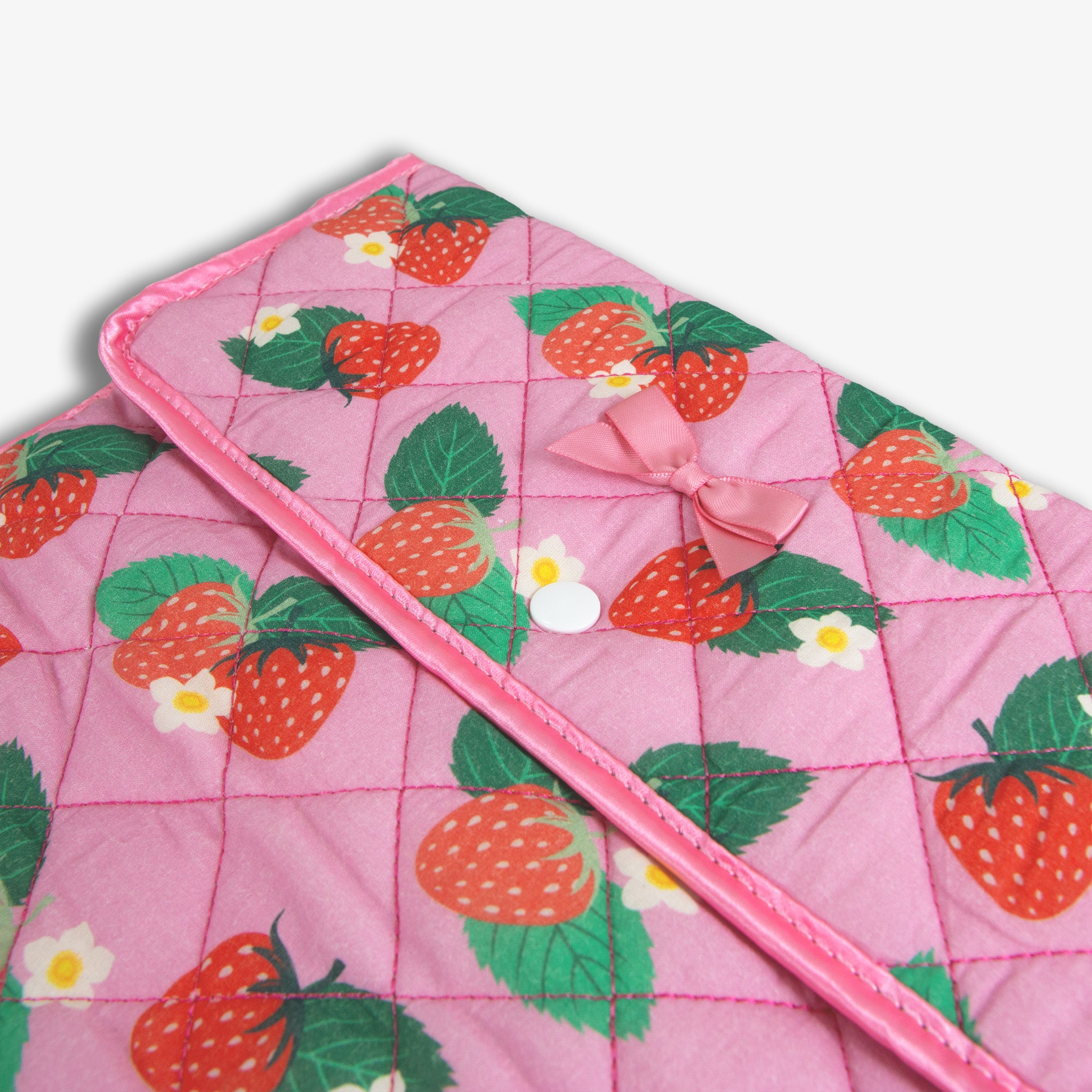 Quilted Laptop Sleeve - Wild Strawberries