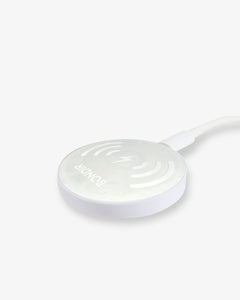 Tech Accessories - USB-A MagLink™ Wireless Charger